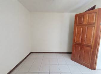 Se vende casa con uso de suelo comercial en freses curridabat Se vende casa con uso de suelo comercial en freses curridabat