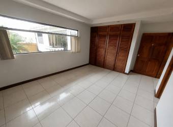 Se vende casa con uso de suelo comercial en freses curridabat Se vende casa con uso de suelo comercial en freses curridabat