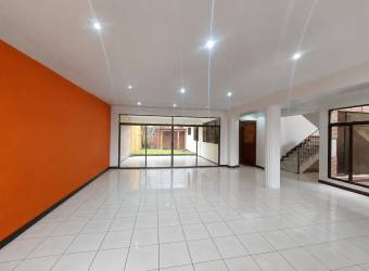 Se vende casa con uso de suelo comercial en freses curridabat Se vende casa con uso de suelo comercial en freses curridabat