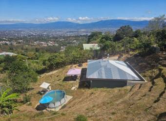 Venta de amplia propiedad con casas y naturaleza en San Antonio de Escazú #26-958 GS