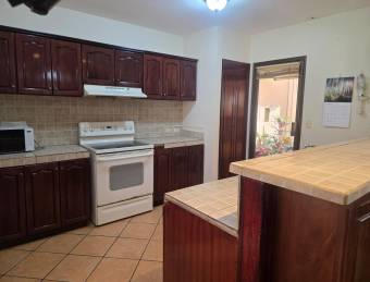 HEREDIA SAN PABLO CONDOMINIO LA AMADA VENDO CASA $325.000