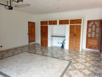 Venta de casa de lujo en la Guácima #27-603 GS