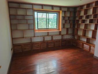 Venta de casa de lujo en la Guácima #27-603 GS