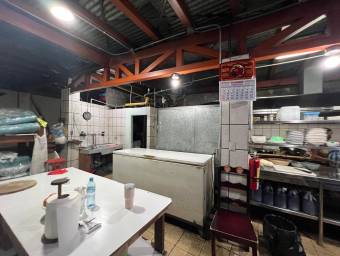 Venta de local comercial de 3 niveles en San Rafael Arriba #27-678 GS, $ 460,000, 3, San José, Desamparados