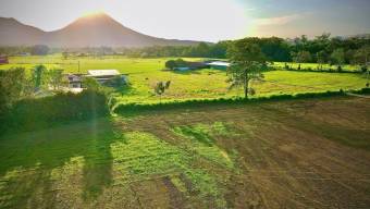 Venta de Lote en San Carlos-La Fortuna. RAH 27-741