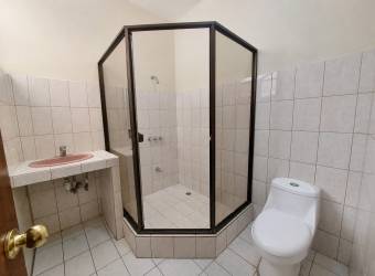 Se vende casa con uso de suelo mixto o comercial en freses curridabat , ₡ 197,000,000, 4, San José, Curridabat Se vende casa con uso de suelo mixto o comercial en freses curridabat , ₡ 197,000,000, 4, San José, Curridabat