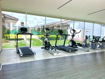 Se alquila apartamento en Santa Ana San José 27-851