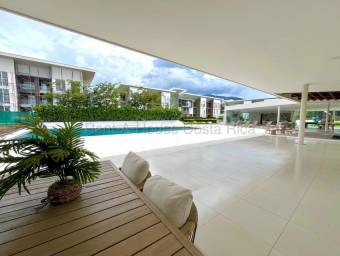 Se alquila apartamento en Santa Ana San José 27-851