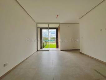 Se alquila apartamento en Santa Ana San José 27-851