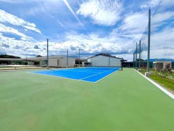 Se alquila apartamento en Santa Ana San José 27-851