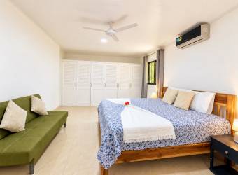 Casa Amueblada de 4 Habitaciones con Piscina Privada