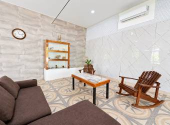 Casa Amueblada de 4 Habitaciones con Piscina Privada