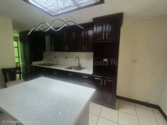 Venta de Casa en La Unión-San Diego. RAH 27-862