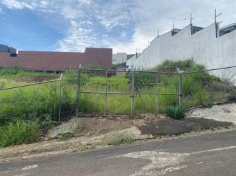 Venta de Lote esquinero en La Ceiba de Alajuela. RAH 26-2119 