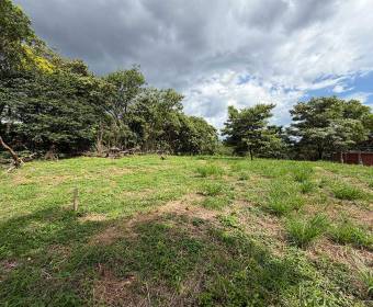 Lote de 1.732 m2 en Residencial Caballo Real en La Guácima, Alajuela.
