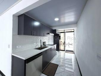 Venta de Casa de un Nivel Renovada en Sabanilla de Montes de Oca. RAH 27-743
