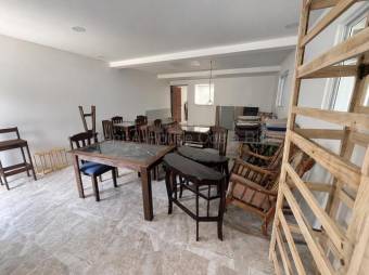 Venta de Propiedad Comercial y Residencial 2 LOCALES Y 2 APTOS en San Rafael de Escazú. RAH 27-870