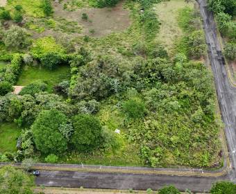 Lote de 2.390 m2 en Residencial Caballo Real en La Guácima, Alajuela.