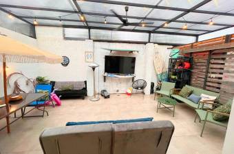 Venta de casa con piscina interior en exclusivo condominio de Cartago #26-680 GS