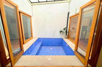 Venta de casa con piscina interior en exclusivo condominio de Cartago #26-680 GS