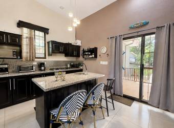 CASA AMUEBLADA DE 2 HABITACIONES CON PISCINA PRIVADA EN VENADO