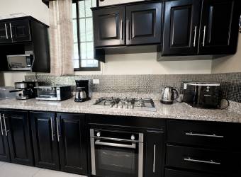 CASA AMUEBLADA DE 2 HABITACIONES CON PISCINA PRIVADA EN VENADO