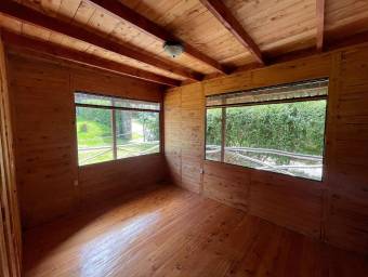 Venta de cabaña con chimenea en El Jardín de Dota #26-1105 GS