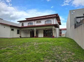 Venta de Exclusiva Casa de Lujo en Granadilla, Curridabat / Mls. 27-97 OFC JB