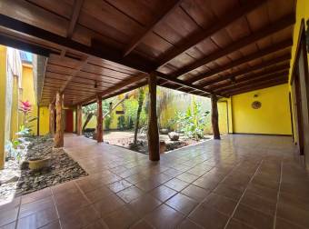 VENTA DE CASA CON APARTAMENTO  BARRIO ARANJUEZ