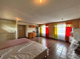 VENTA DE CASA CON APARTAMENTO  BARRIO ARANJUEZ