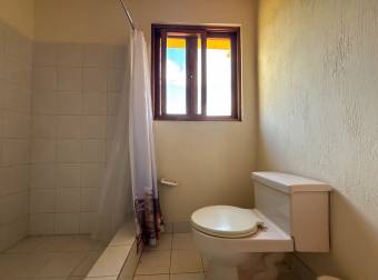 VENTA DE CASA CON APARTAMENTO  BARRIO ARANJUEZ
