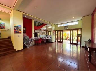 VENTA DE CASA CON APARTAMENTO  BARRIO ARANJUEZ