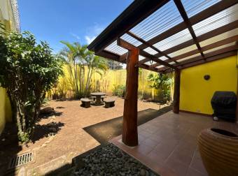 VENTA DE CASA CON APARTAMENTO  BARRIO ARANJUEZ