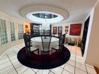 Venta de casa de esquina con 6 habitaciones en San José #27-145 GS
