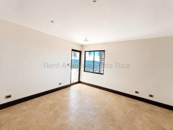 Venta de casa de lujo en exclusivo condominio de Ciudad Colón #27-325 GS