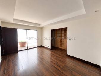 Venta de casa de lujo en exclusivo condominio de Ciudad Colón #27-325 GS