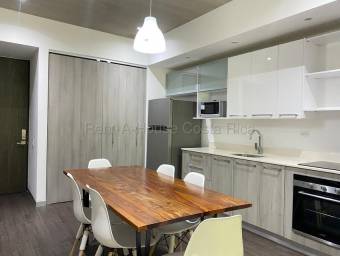 Se alquila apartamento en Santa Ana San José 27-585