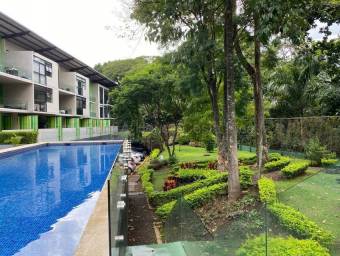 Se alquila apartamento en Santa Ana San José 27-585
