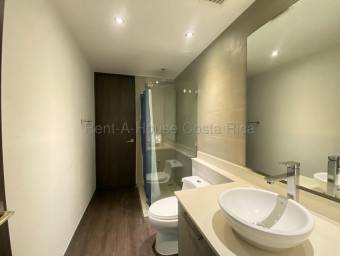 Se alquila apartamento en Santa Ana San José 27-585