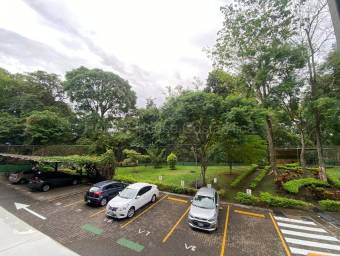 Se alquila apartamento en Santa Ana San José 27-585
