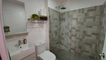 Se alquila apartamento en Granadilla Curridabat 27-879