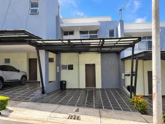 Se vende casa en San Miguel Santo Domingo 27-884