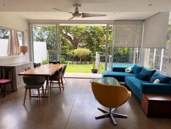 Se vende casa en Piedades Santa Ana 27-801