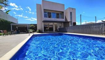 House for Sale in Moravia, San José. Code CV5458. House for Sale in Moravia, San José. Code CV5458.
