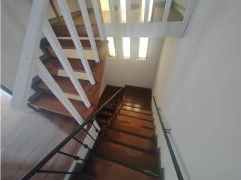 VENTA DE CASA CON USO DE SUELO MIXTO, HEREDIA CENTRO - 10465592 VENTA DE CASA CON USO DE SUELO MIXTO, HEREDIA CENTRO - 10465592