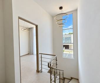 Contemporary house for rent in Piedades de Santa Ana. Contemporary house for rent in Piedades de Santa Ana.