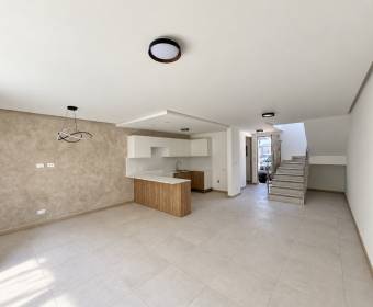 Contemporary house for rent in Piedades de Santa Ana. Contemporary house for rent in Piedades de Santa Ana.