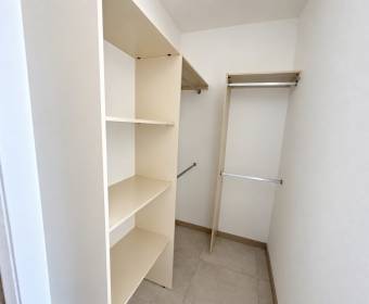 Contemporary house for rent in Piedades de Santa Ana. Contemporary house for rent in Piedades de Santa Ana.