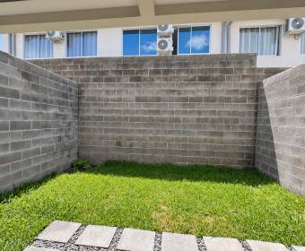Contemporary house for rent in Piedades de Santa Ana. Contemporary house for rent in Piedades de Santa Ana.