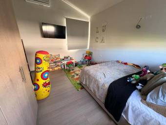 Venta de casa contemporánea de lujo en La Guácima #26-2257 GS